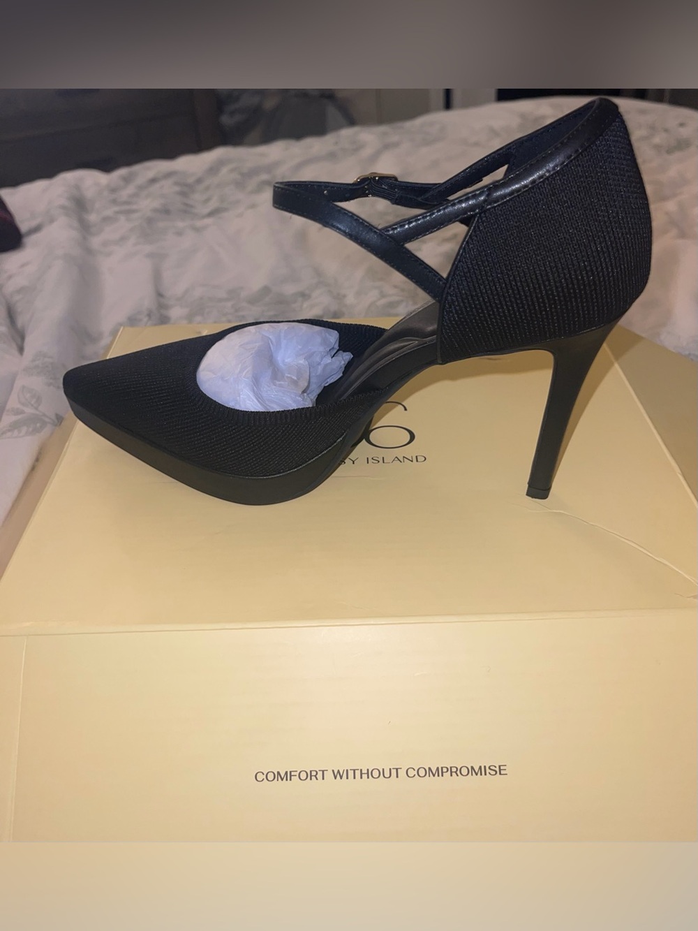 NIB Cosy Island Black Pointed Pump with Ankle Strap